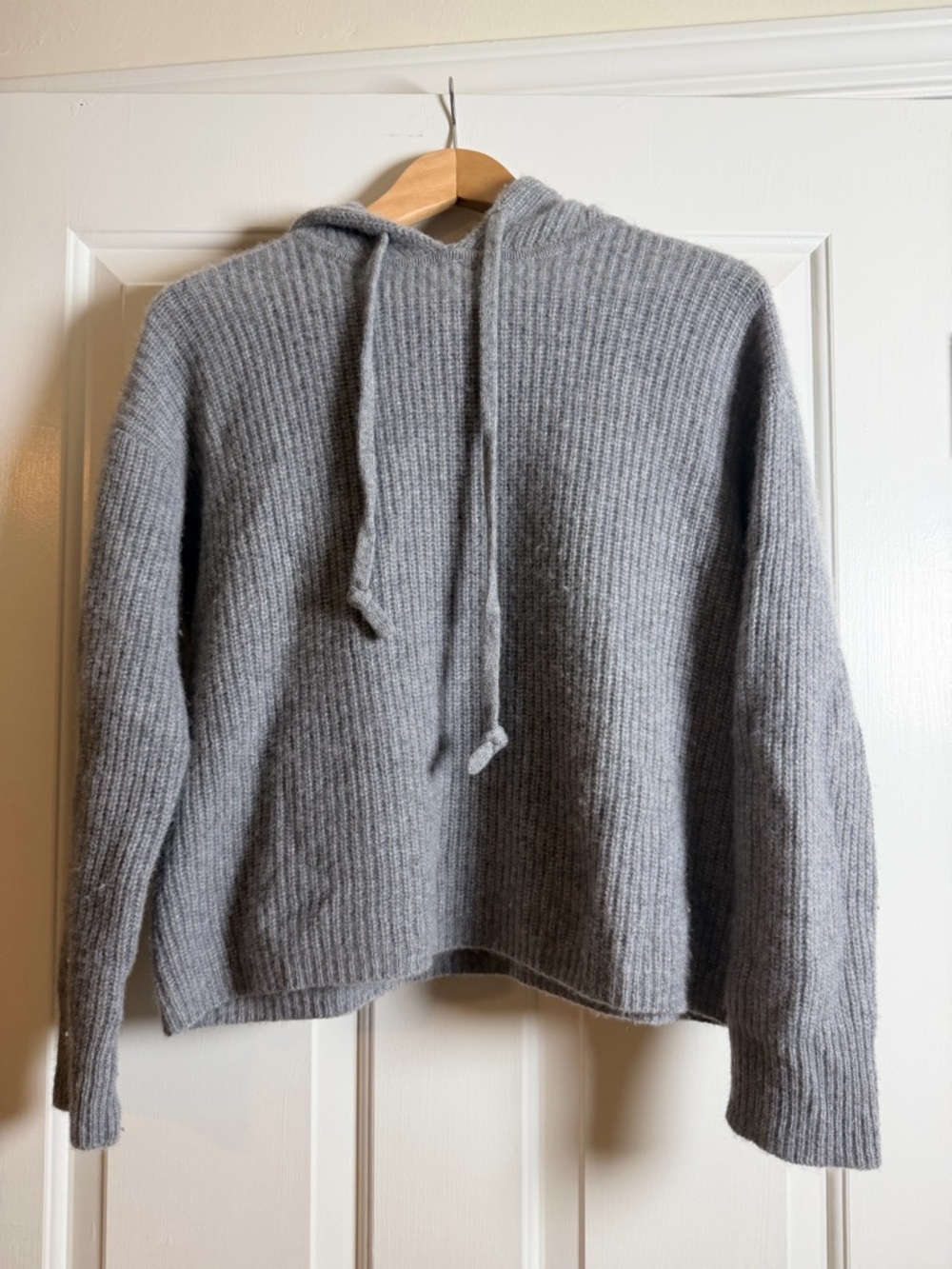 Quince Cashmere Fisherman’s Rib Hoodie - Picture 2 of 2